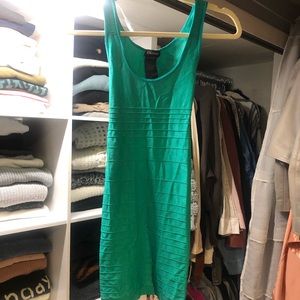Green bodycon dress